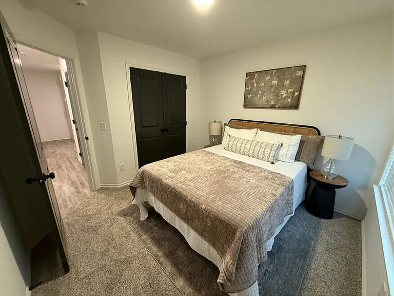 Reserve on 29th Townhomes — Photo 54