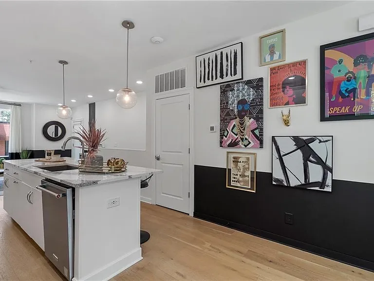 371 Pratt Dr SE #207 — Photo 15