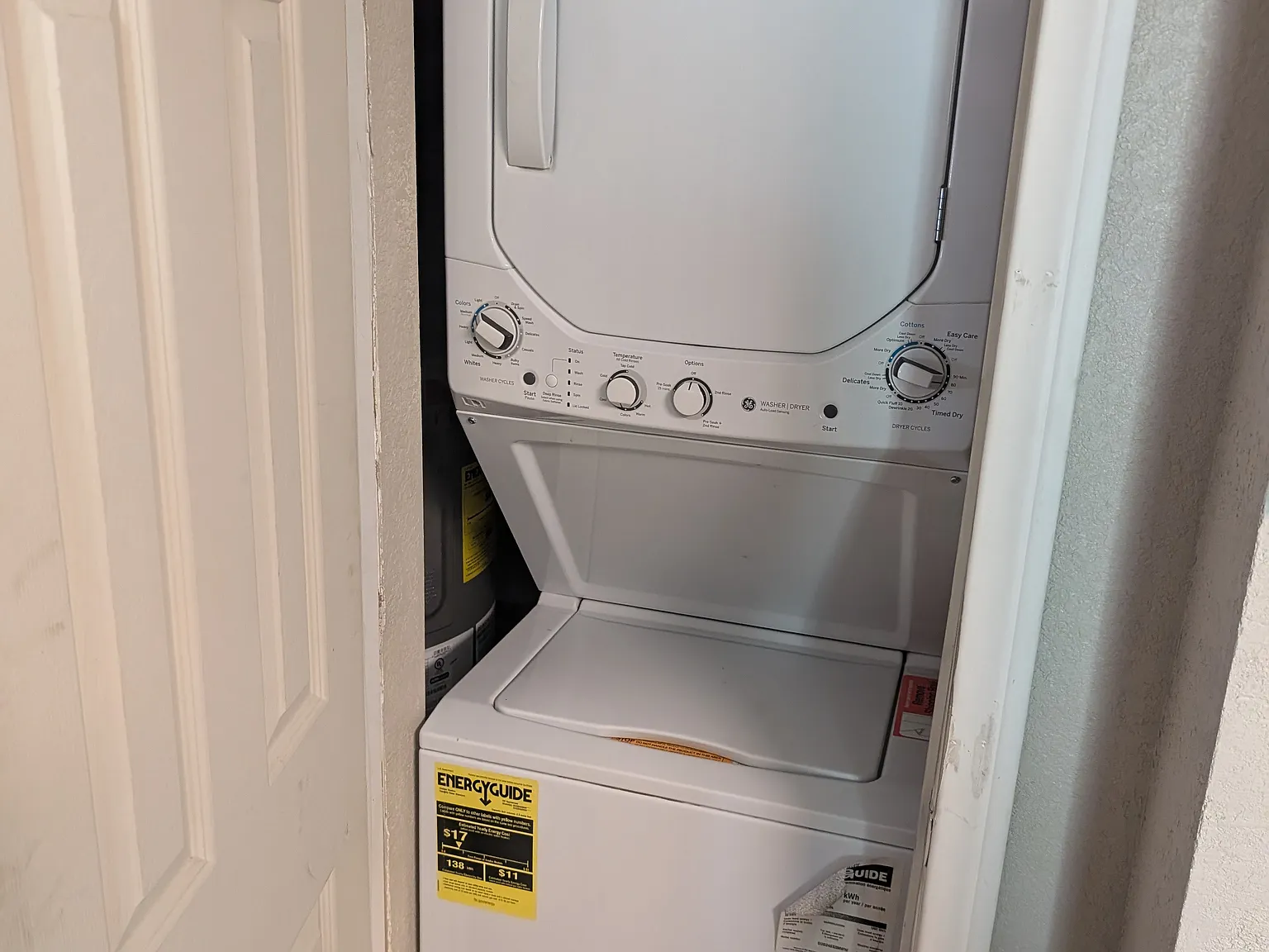 2 bed, 1.5 bath, 900 sqft, $1,500 — Photo 3