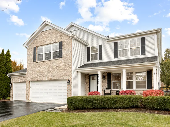 (undisclosed Address), Saint Charles, IL 60175