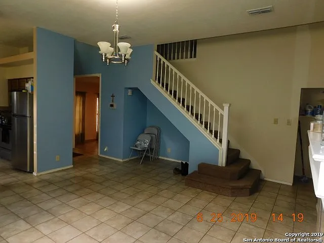 10207 Canton Fld — Photo 3