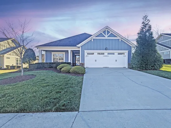 9246 Leyland Dr, Ooltewah, TN 37363