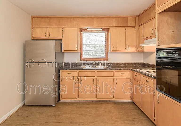 7716 Michael Cir — Photo 13