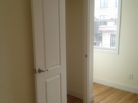 4th image of 3106 42nd St APT 2
