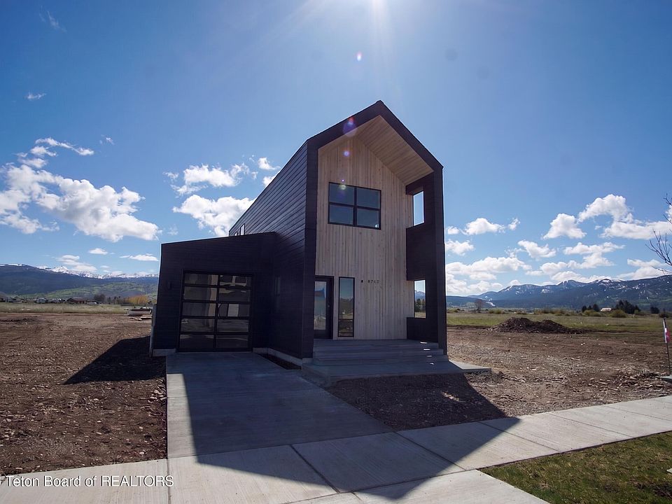 1st image of 8747 Windy Ridge Rd
