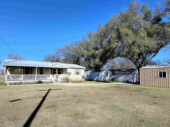 102 E 3rd St, Climax, KS 67137