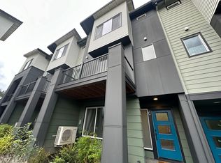 706 238th St SE #C, Bothell, WA 98021