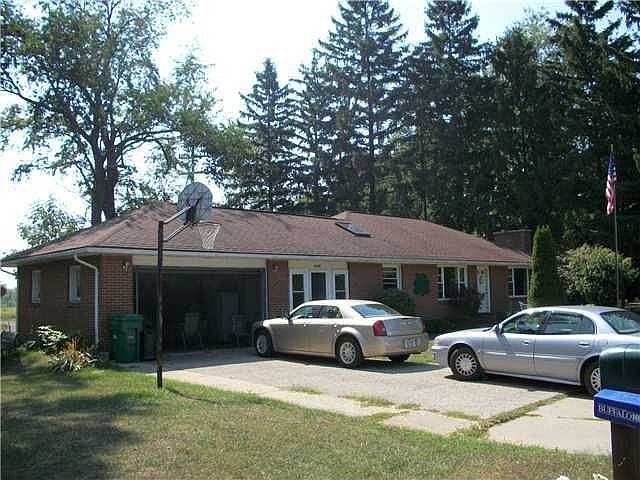 1st image of 3379 E Pleasant Dr
