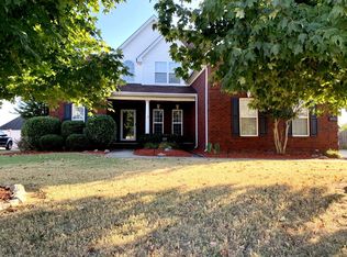 2727 Maylon Dr, Murfreesboro, TN 37128