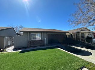 3136 E Avenue Q16, Palmdale, CA 93550