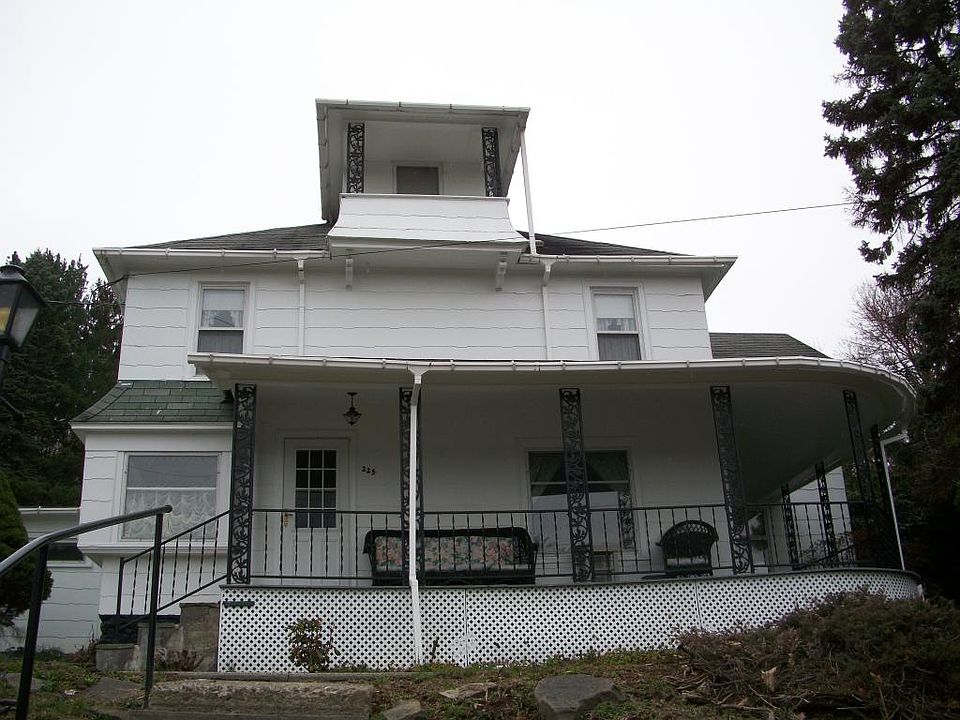 1st image of 255 S Jackson St