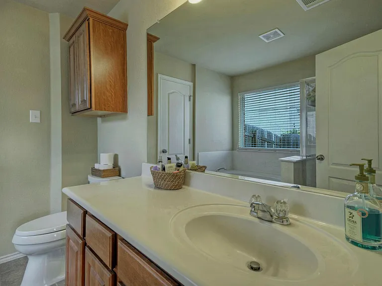 3501 Savage Springs Dr — Photo 14