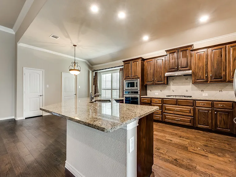 1321 Crescent Cove Dr — Photo 11