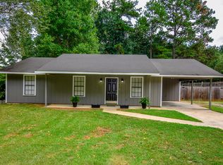 3426 Dobbs Rd, Alexander City, AL 35010