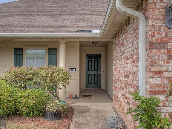 2nd image of 264 Avondale Ln