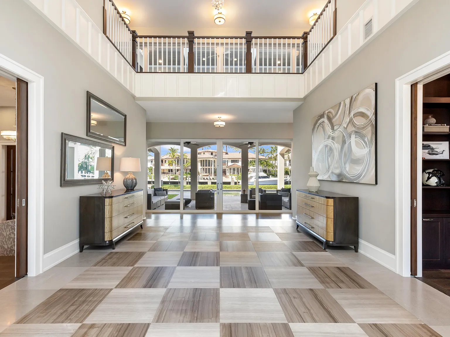7 bed, 9.0 bath, 9329 sqft, $47,000 — Photo 3