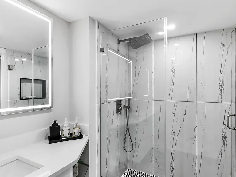 44 Yacht Club Dr #611 — Photo 17