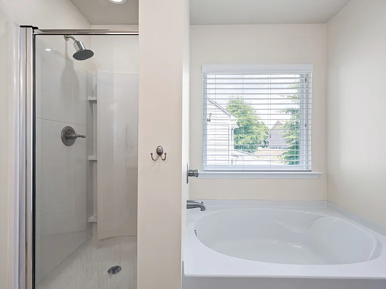 223 Jefferson Ave — Photo 24