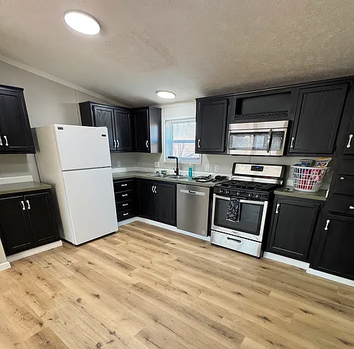 2552 Smith Ave Photo 1