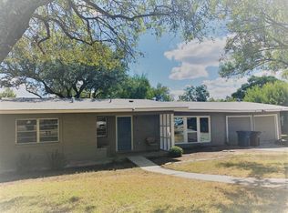 212 Harriett Dr, San Antonio, TX 78216