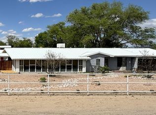 2825 S Chanate Ave SW, Albuquerque, NM 87105