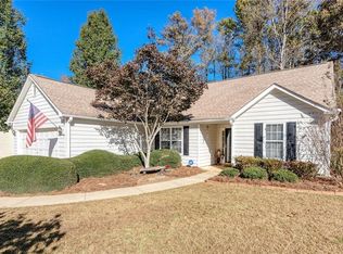 36 Maddox Rd SE, Acworth, GA 30102