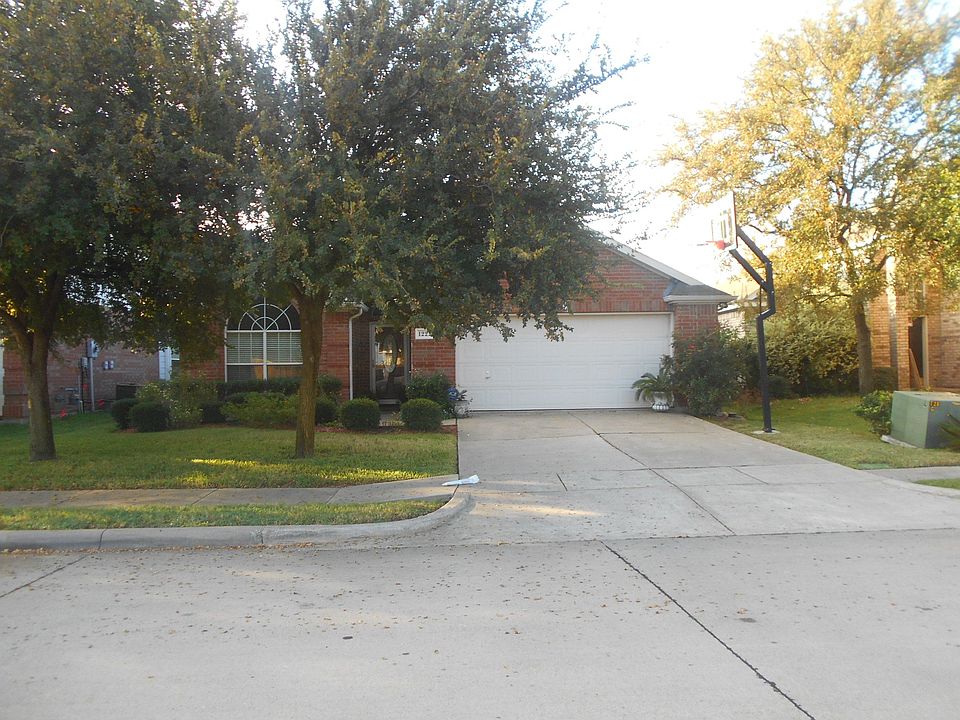 1st image of 1222 Quincy Dr