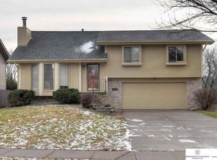 3313 S 152nd Cir, Omaha, NE 68144