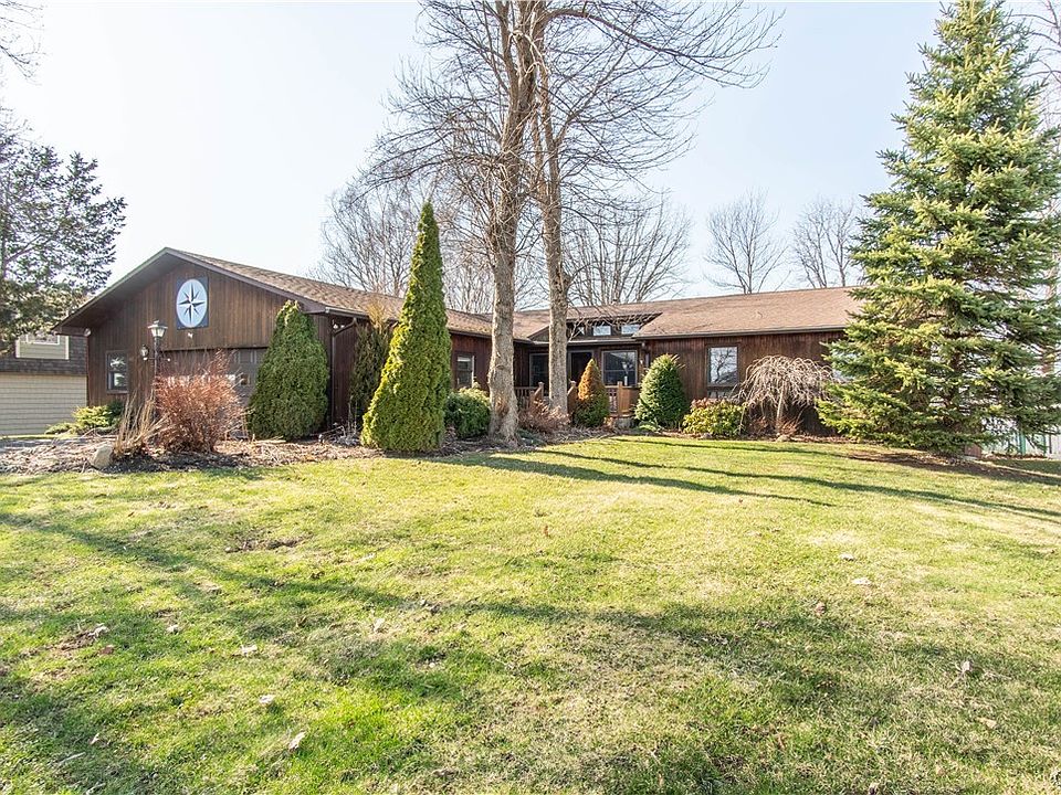 1st image of 20949 Storrs Rd