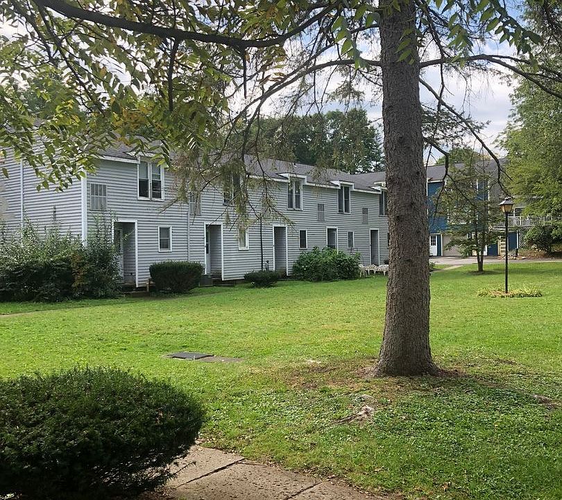 1st image of 299 Highbridge St APT 17