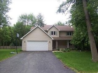 1611 Blossom St, Crystal Lake, IL 60014