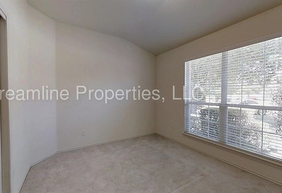5th image of 1801 Tolstoy Cir