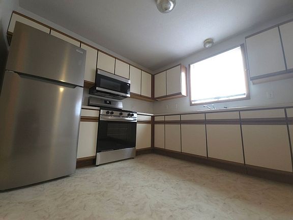 3rd image of 401 Highway 30 SW APT 4