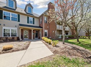 4147 Kirkway Ct #104, Howell, MI 48843