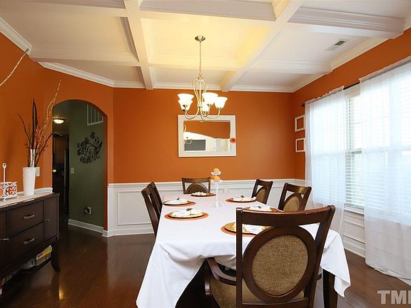 3rd image of 67 Tamarind Ct