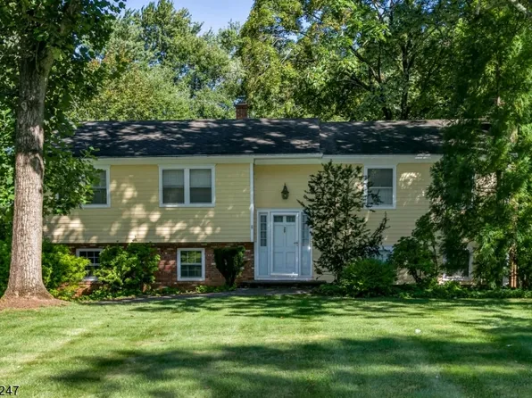 33 Courter St, Bernards Twp., NJ 07920