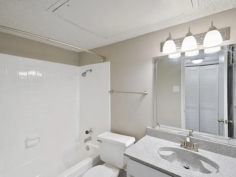 Polaris and Sable Pointe — Photo 21