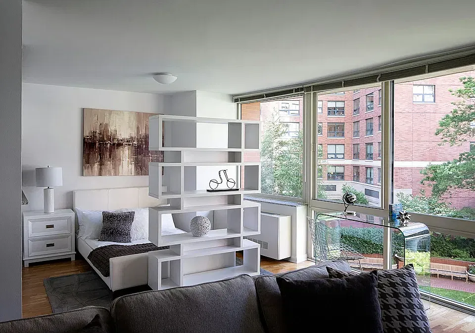 400 Chambers St #6M