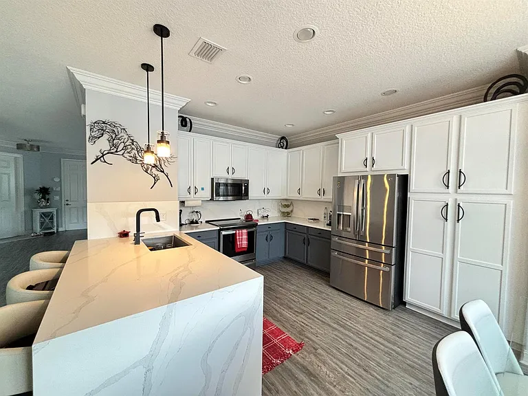 8219 Calabria Lakes Dr — Photo 26