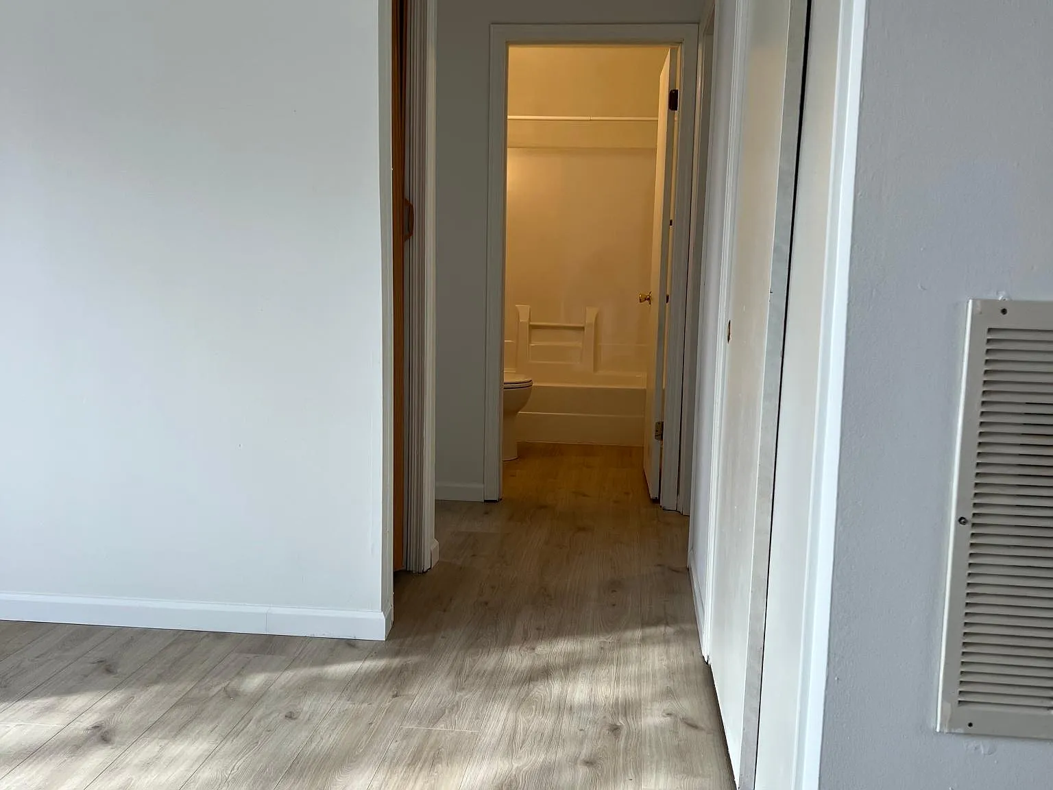2 bed, 730 sqft, $790 — Photo 4