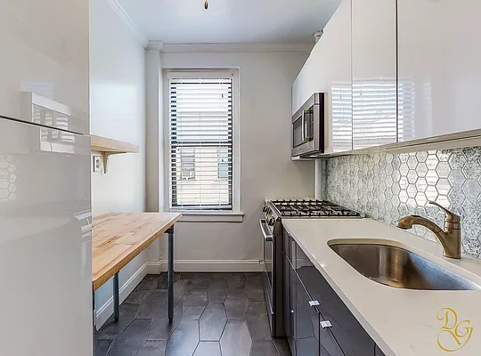 Sold by Dorsa Group | media 1