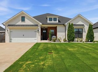 3840 Redmaple Dr, Conway, AR 72034