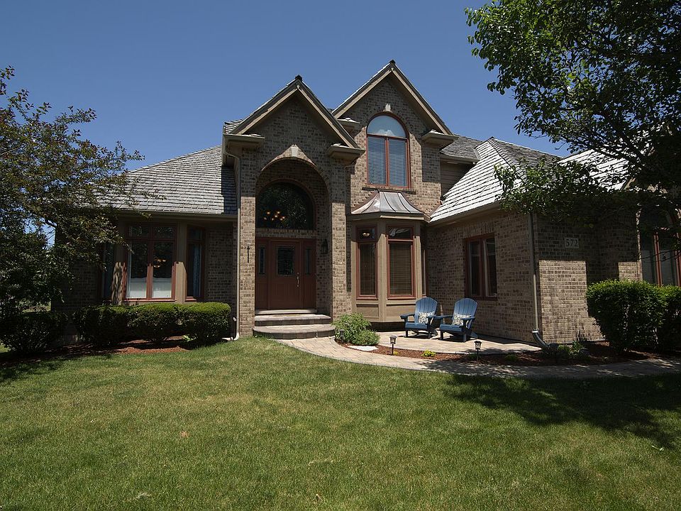 1st image of 572 Waters Edge Dr