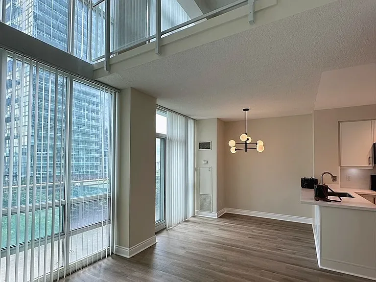 3939 Duke Of York Blvd #914 — Photo 1