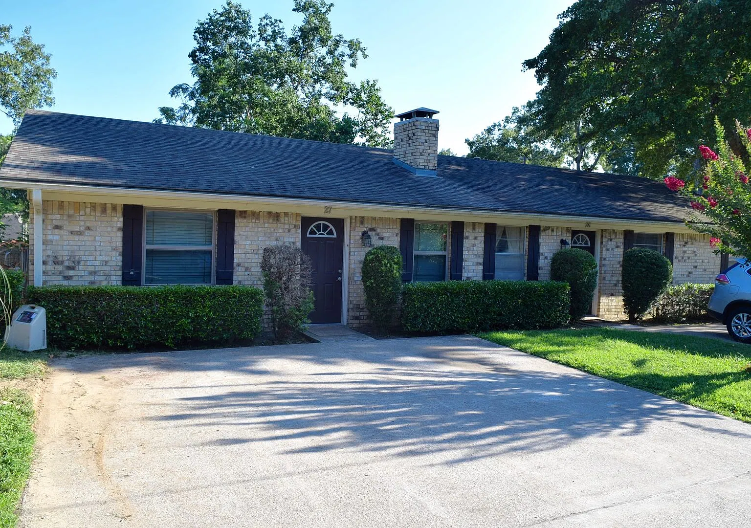 8414 Cambridge Rd. #C27 — Photo 2