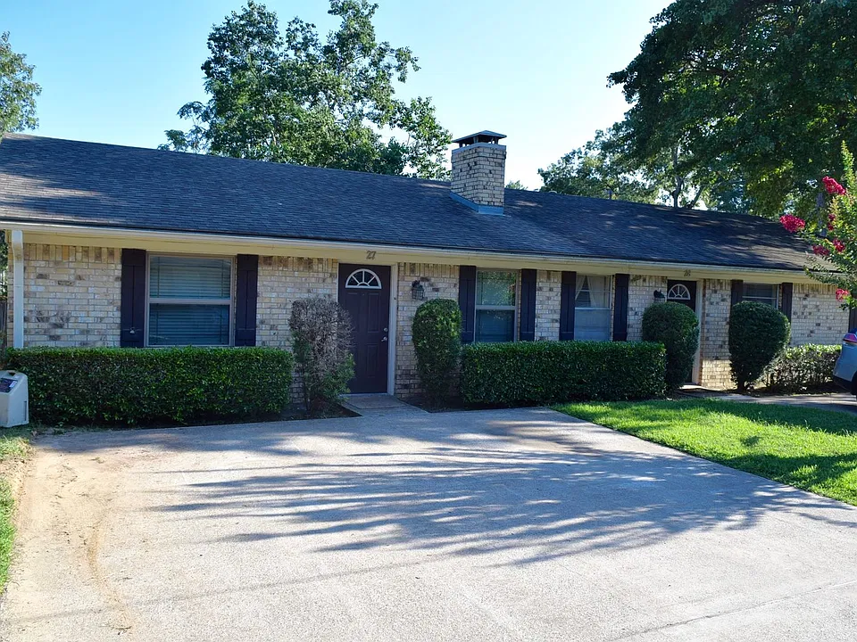 8414 Cambridge Rd #C27