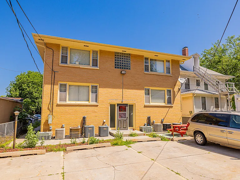 1731 E St #11 — Photo 19