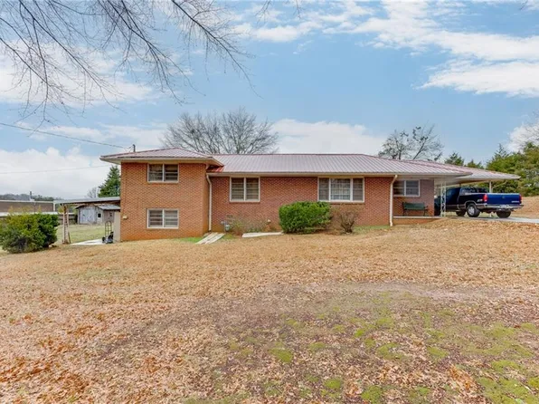 406 Thunder Rd, Buford, GA 30518