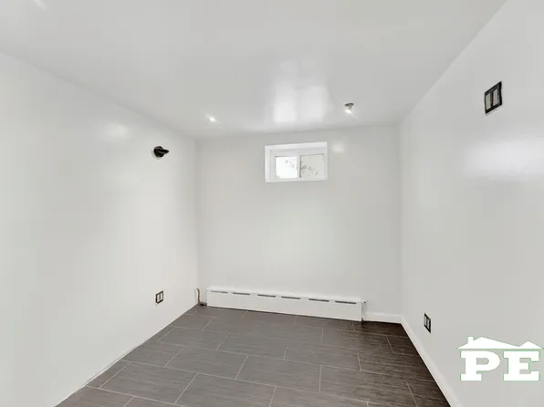 3222 Kings Highway image 14 of 28