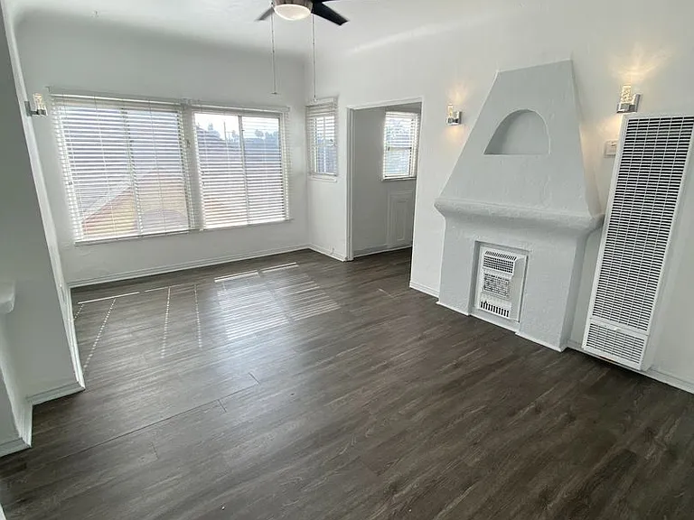 551 Daisy Ave — Photo 9